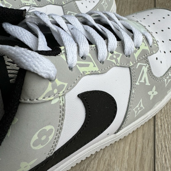 Custom Nike AF1 Louis Vuitton Shoes - Picture 2 of 6